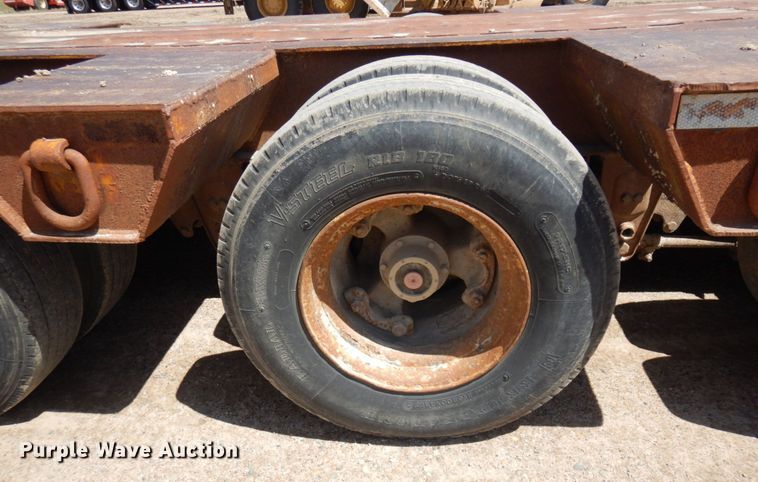 image for item DR0350 1979 HFTH  drop deck equipment trailer