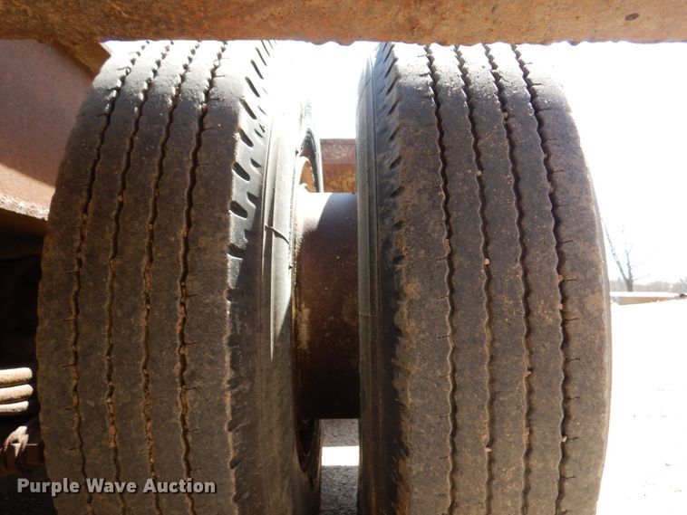 image for item DR0350 1979 HFTH  drop deck equipment trailer