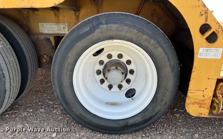 image for item DR1342 2010 Trail King TK54MG-482  lowboy equipment trailer