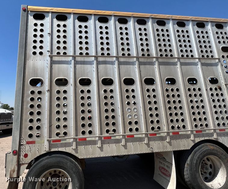 image for item DR1368 2005 Merritt  livestock trailer