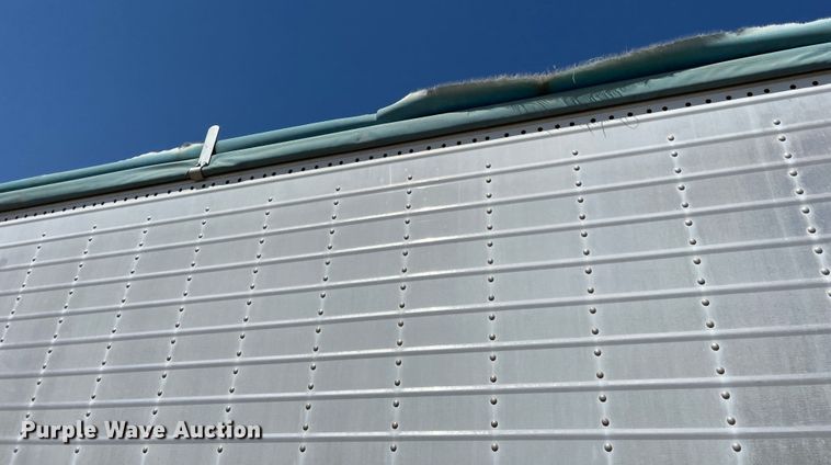 image for item DR1370 1989 Wilson DWCH-100  grain trailer