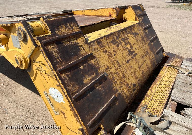 image for item DR1372 1997 Load King 503 DFP  lowboy equipment trailer