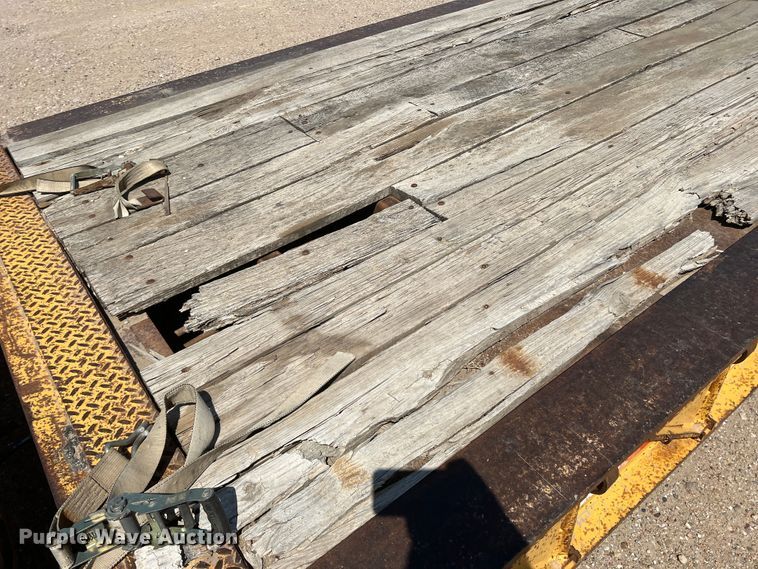 image for item DR1372 1997 Load King 503 DFP  lowboy equipment trailer