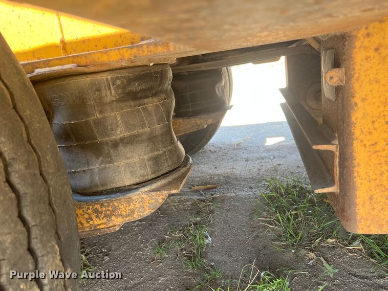 image for item DR1372 1997 Load King 503 DFP  lowboy equipment trailer