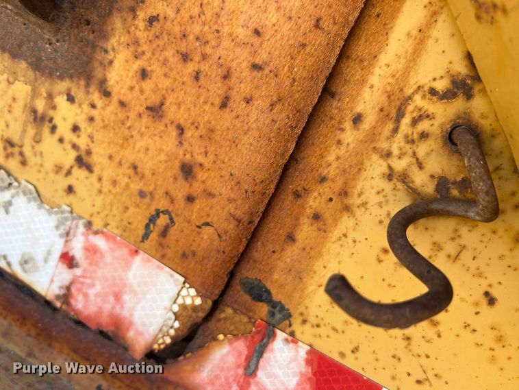 image for item DR1372 1997 Load King 503 DFP  lowboy equipment trailer