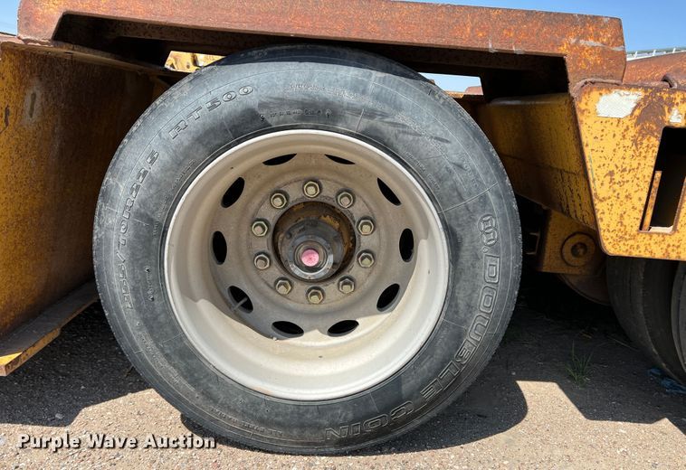 image for item DR1372 1997 Load King 503 DFP  lowboy equipment trailer