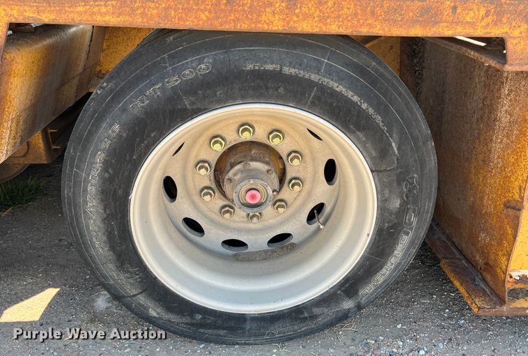 image for item DR1372 1997 Load King 503 DFP  lowboy equipment trailer