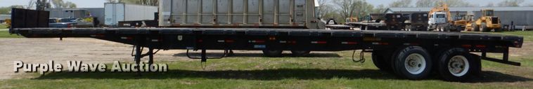 image for item DS8022 1994 Stoughton  flatbed trailer