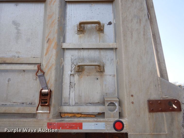 image for item DS8023 1973 East  end dump trailer