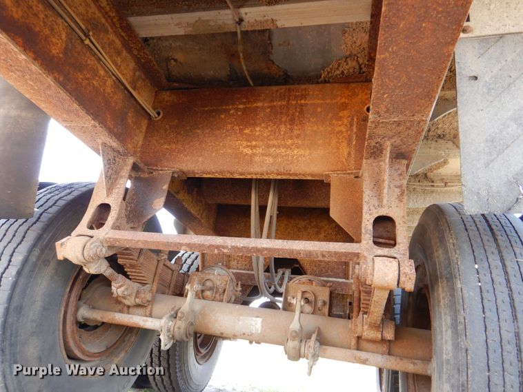 image for item DS8023 1973 East  end dump trailer