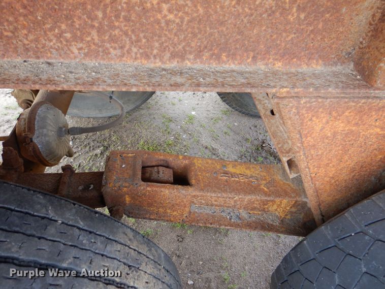 image for item DS8023 1973 East  end dump trailer