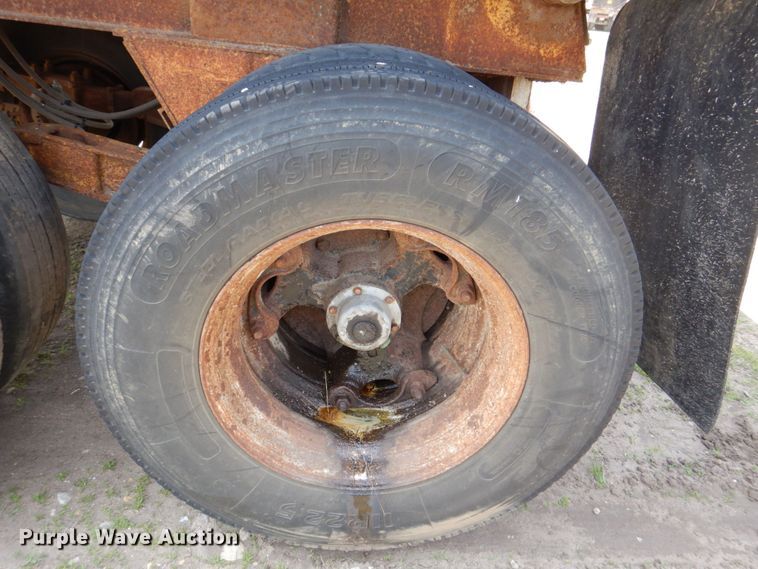 image for item DS8023 1973 East  end dump trailer