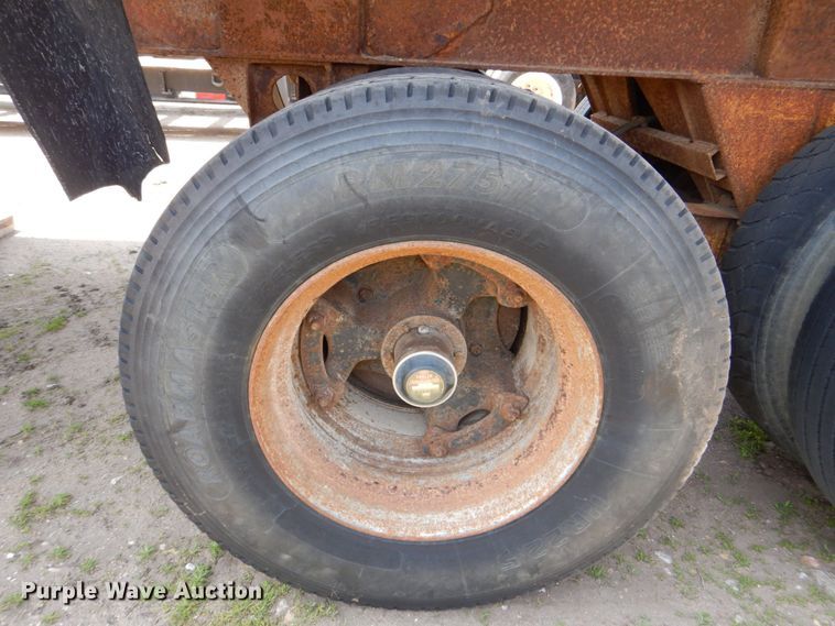 image for item DS8023 1973 East  end dump trailer