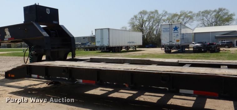 image for item DS8024 2002 Fontaine Ram35  lowboy equipment trailer