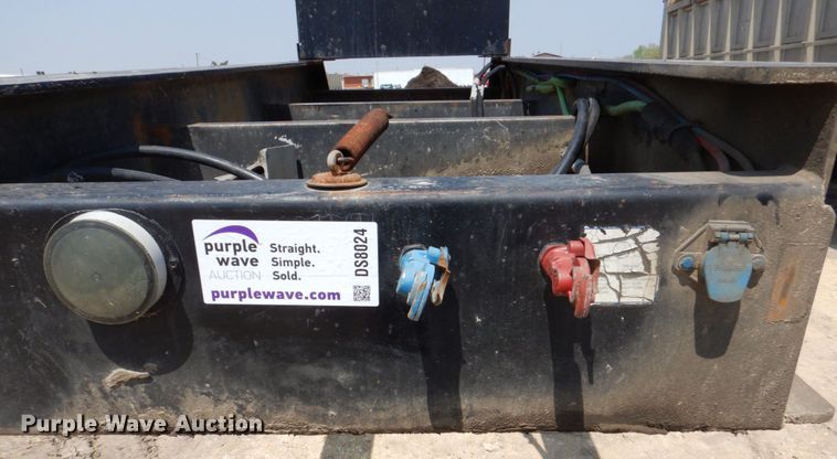 image for item DS8024 2002 Fontaine Ram35  lowboy equipment trailer