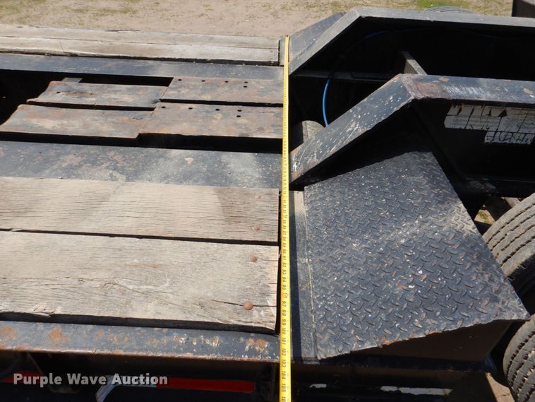 image for item DS8024 2002 Fontaine Ram35  lowboy equipment trailer