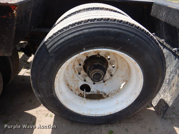 image for item DS8024 2002 Fontaine Ram35  lowboy equipment trailer