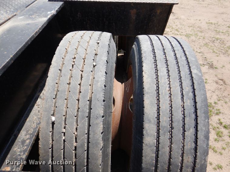 image for item DS8024 2002 Fontaine Ram35  lowboy equipment trailer