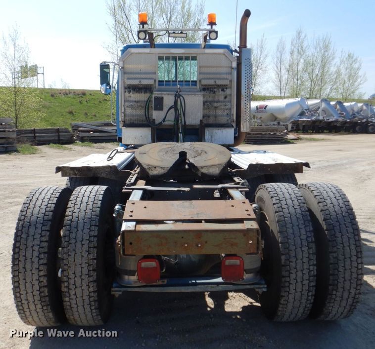 image for item DS8027 2012 Western Star 4900FA  semi truck