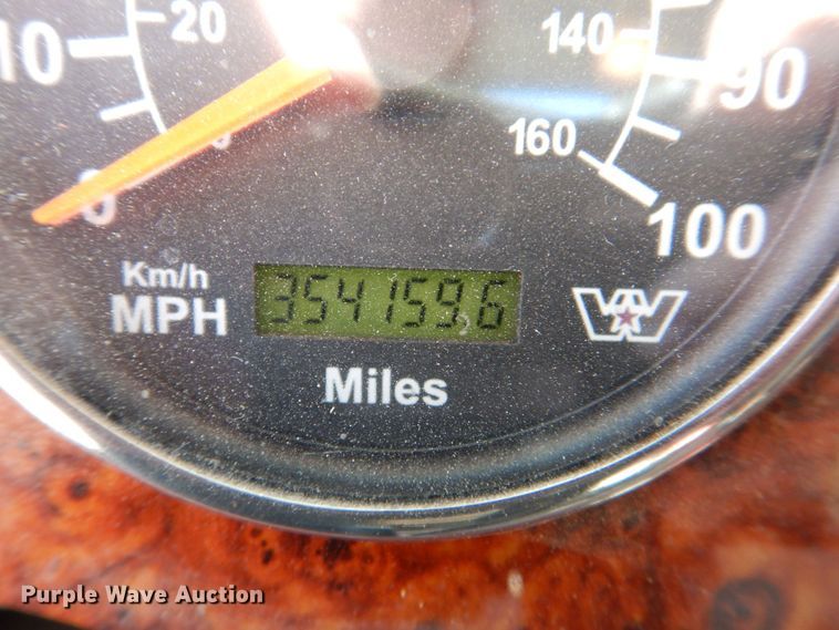 image for item DS8027 2012 Western Star 4900FA  semi truck