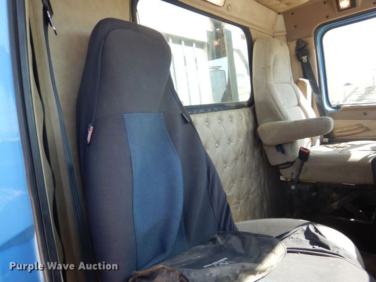 image for item DS8027 2012 Western Star 4900FA  semi truck