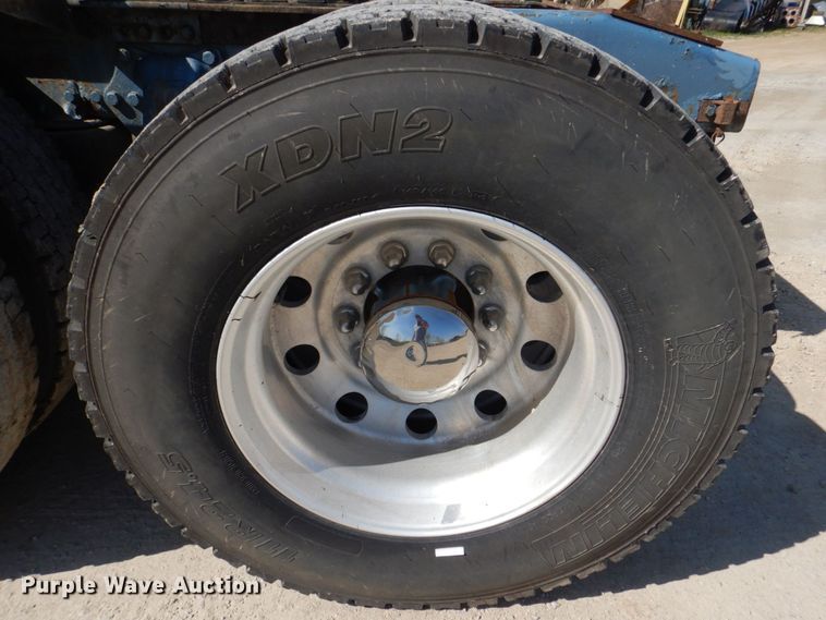 image for item DS8027 2012 Western Star 4900FA  semi truck