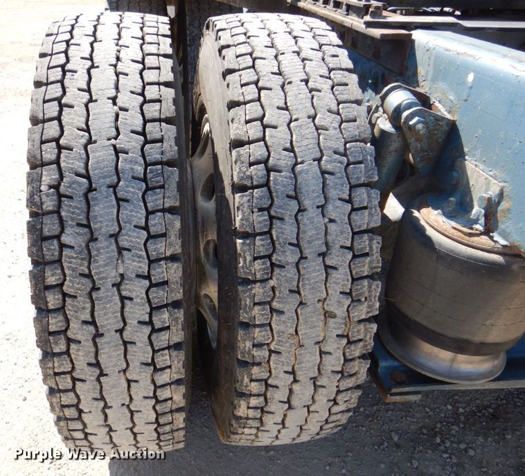 image for item DS8027 2012 Western Star 4900FA  semi truck