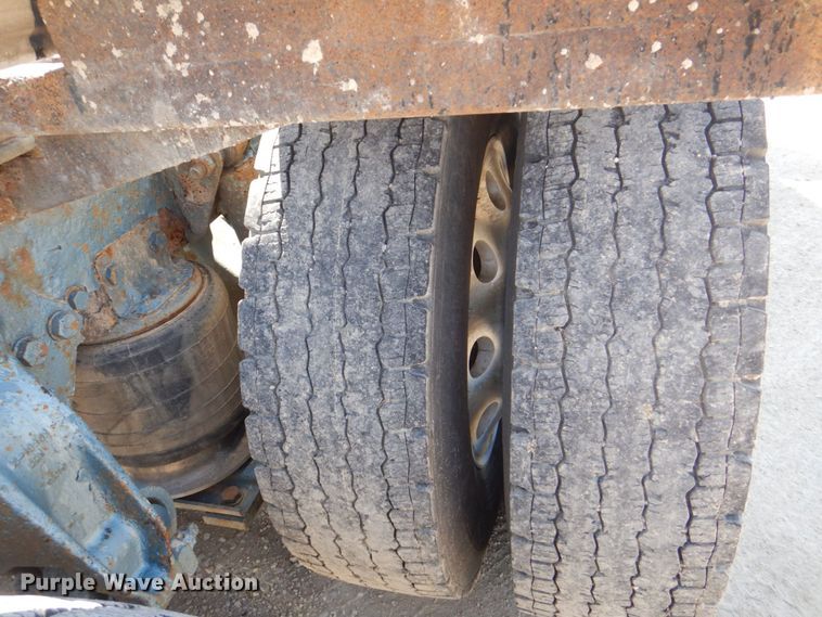 image for item DS8027 2012 Western Star 4900FA  semi truck