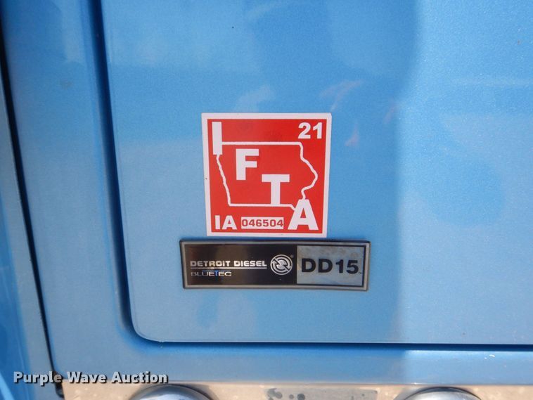 image for item DS8027 2012 Western Star 4900FA  semi truck