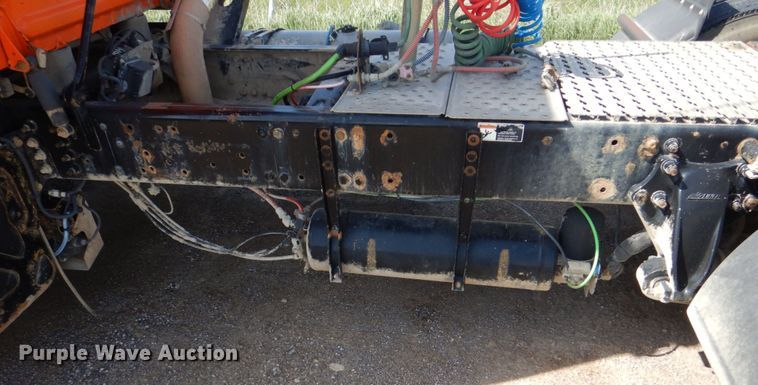 image for item DS8028 2013 Freightliner Cascadia  semi truck