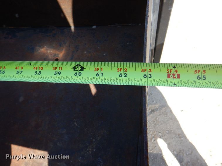 image for item EV9382 2005 Chevrolet C4500  Crew Cab flatbed truck