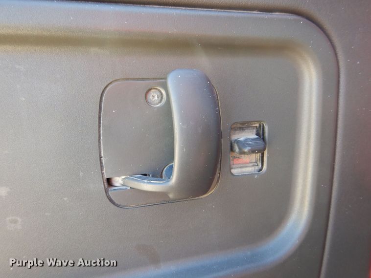 image for item EV9382 2005 Chevrolet C4500  Crew Cab flatbed truck