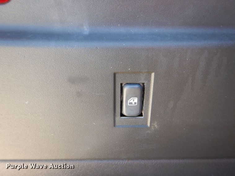 image for item EV9382 2005 Chevrolet C4500  Crew Cab flatbed truck