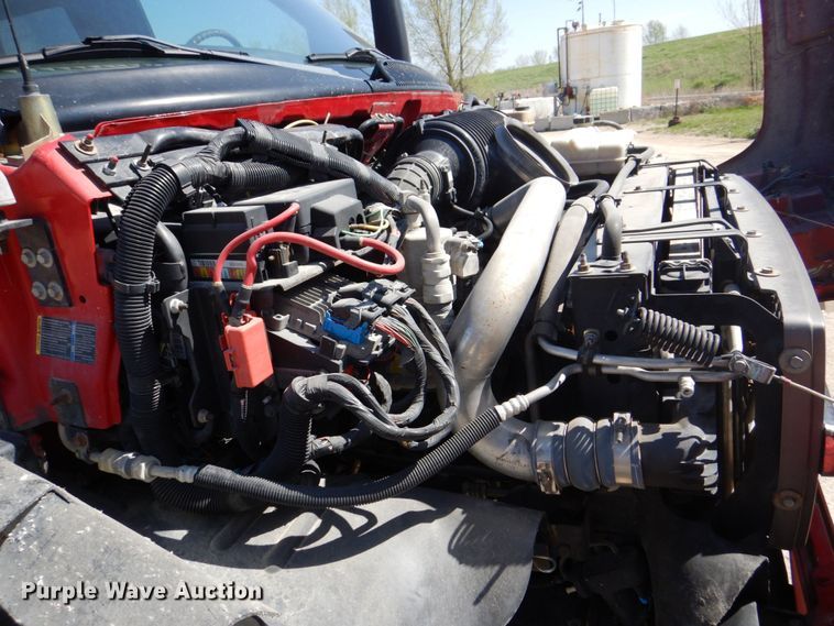 image for item EV9382 2005 Chevrolet C4500  Crew Cab flatbed truck