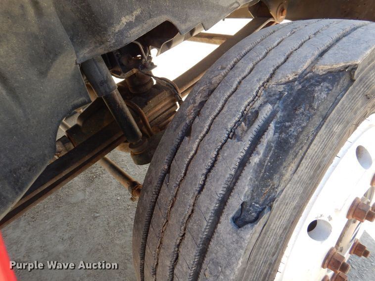 image for item EV9382 2005 Chevrolet C4500  Crew Cab flatbed truck