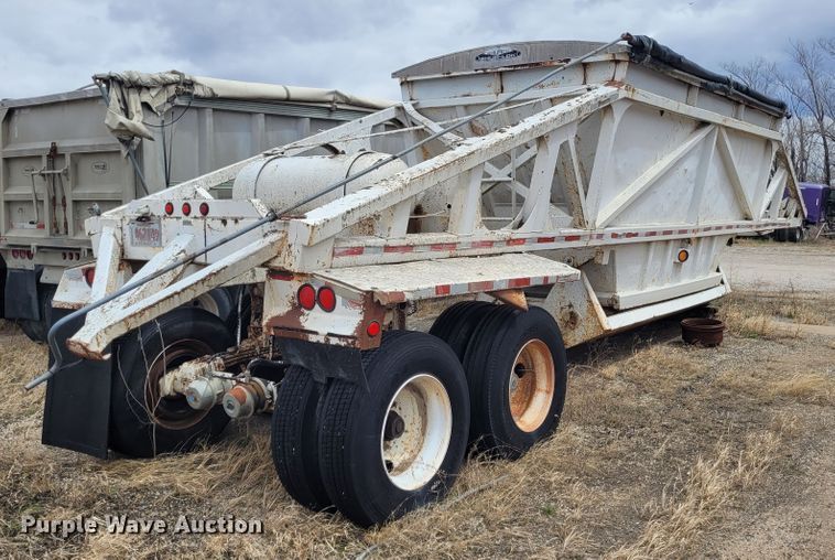 image for item FC9109 1988 CMC  bottom dump trailer