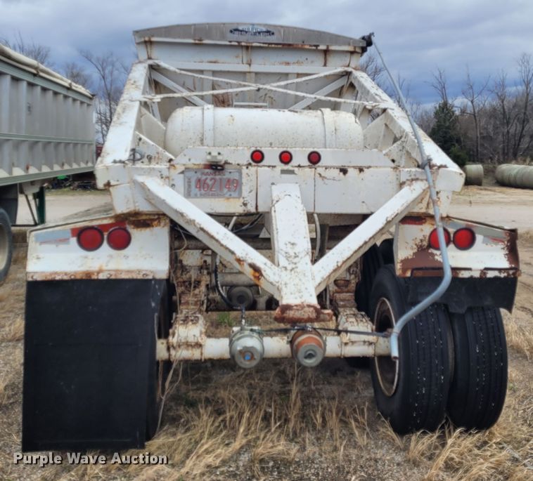image for item FC9109 1988 CMC  bottom dump trailer