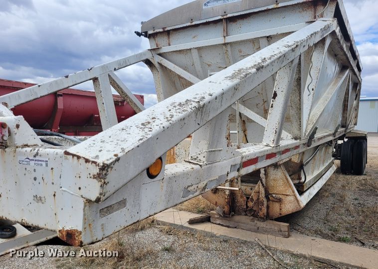 image for item FC9109 1988 CMC  bottom dump trailer