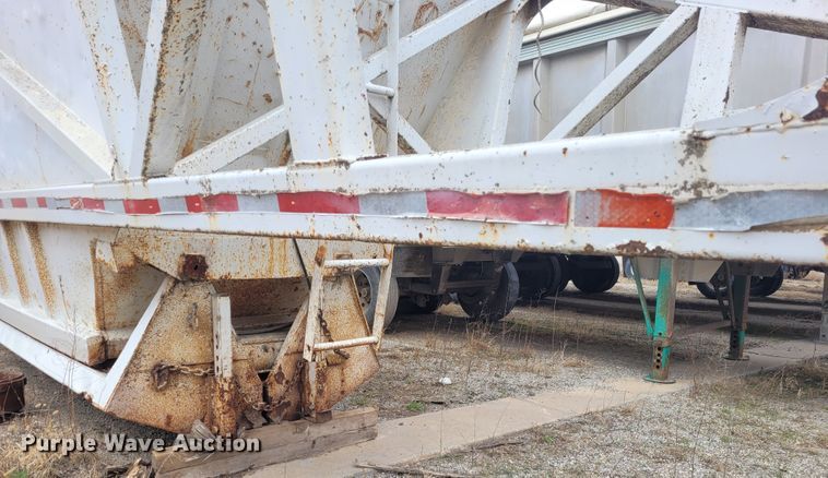 image for item FC9109 1988 CMC  bottom dump trailer