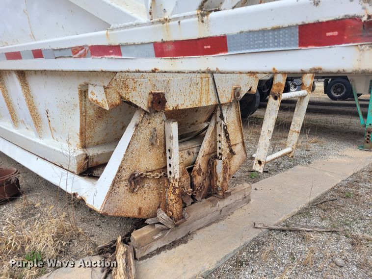 image for item FC9109 1988 CMC  bottom dump trailer