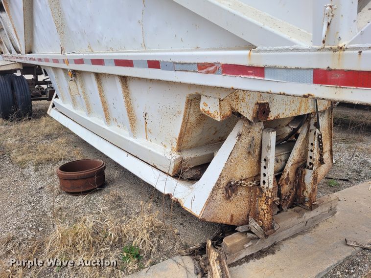 image for item FC9109 1988 CMC  bottom dump trailer
