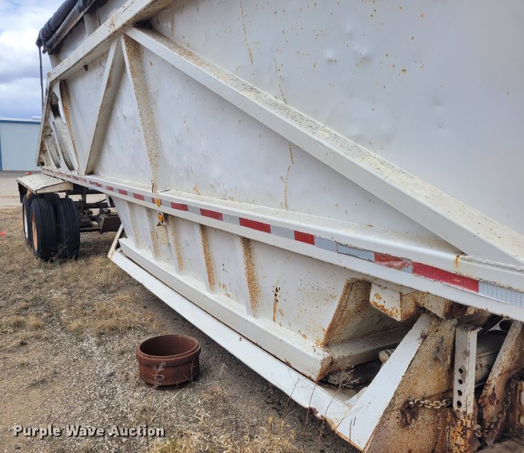 image for item FC9109 1988 CMC  bottom dump trailer