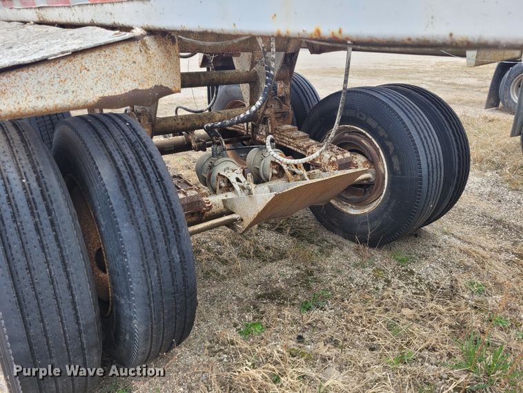 image for item FC9109 1988 CMC  bottom dump trailer