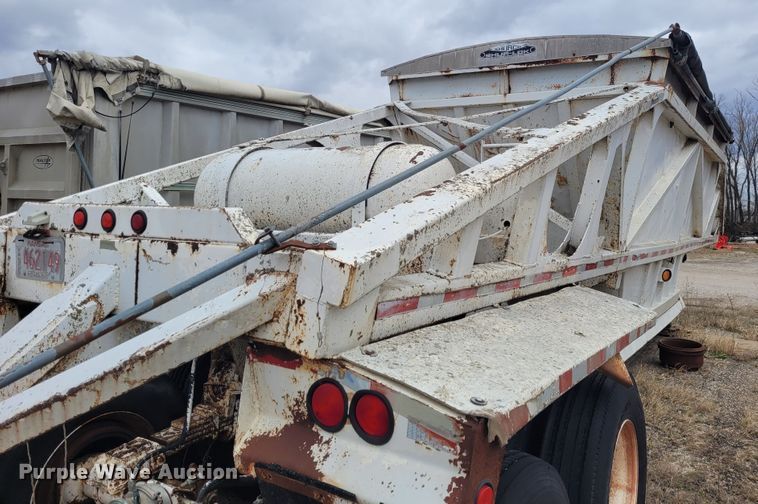 image for item FC9109 1988 CMC  bottom dump trailer