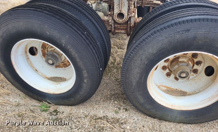 image for item FC9109 1988 CMC  bottom dump trailer