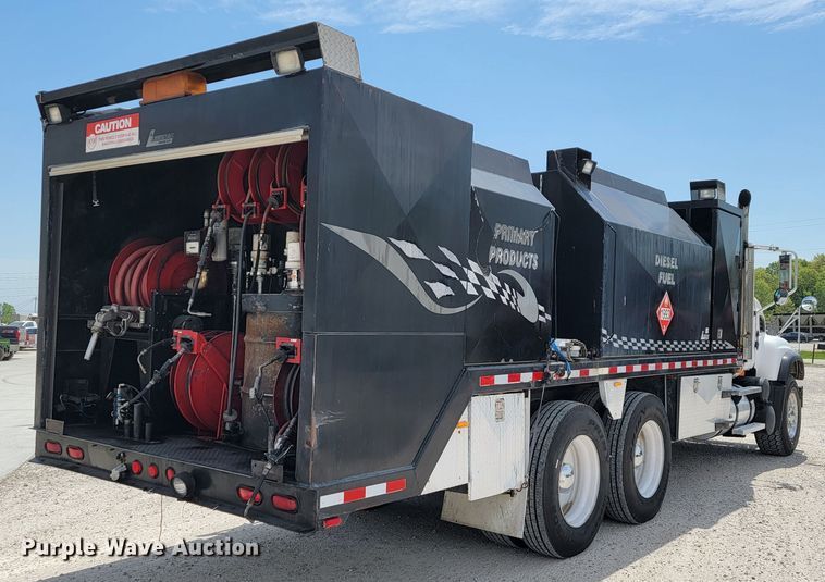 image for item JL9448 2005 Mack Granite  fuel truck