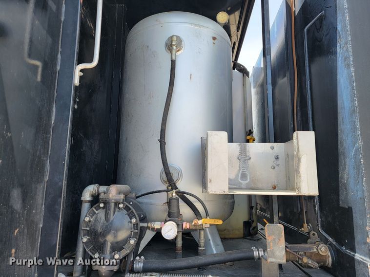 image for item JL9448 2005 Mack Granite  fuel truck