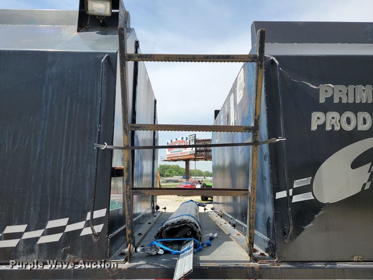 image for item JL9448 2005 Mack Granite  fuel truck