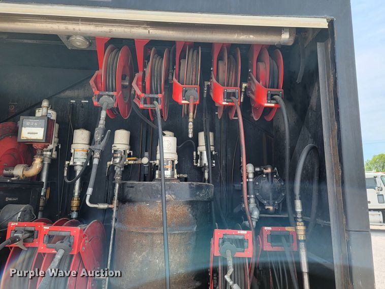 image for item JL9448 2005 Mack Granite  fuel truck