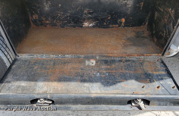 image for item JL9448 2005 Mack Granite  fuel truck